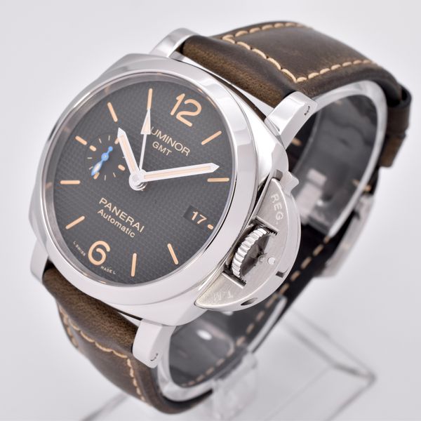Panerai Luminor GMT PAM01535
